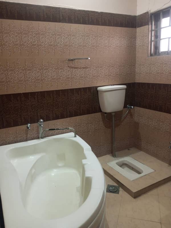 5 Marla Upper Portion for Rent in Pakistan Town Phase 1 in just 40k 1