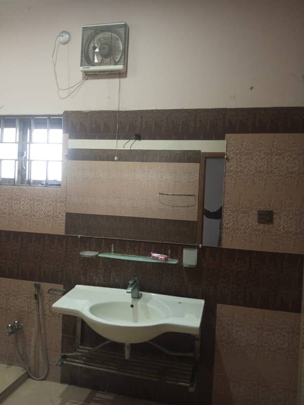 5 Marla Upper Portion for Rent in Pakistan Town Phase 1 in just 40k 2