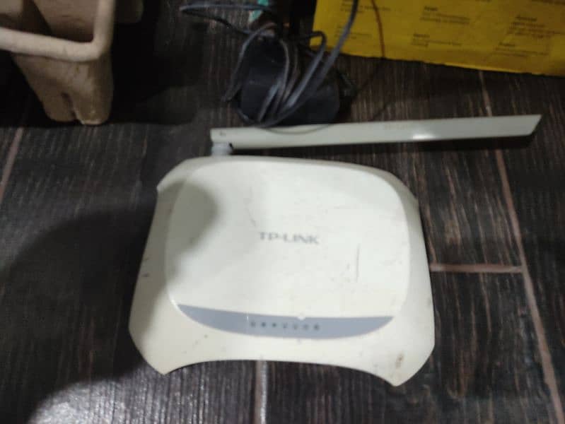 Tp link 300mbs TL-WR840N 2