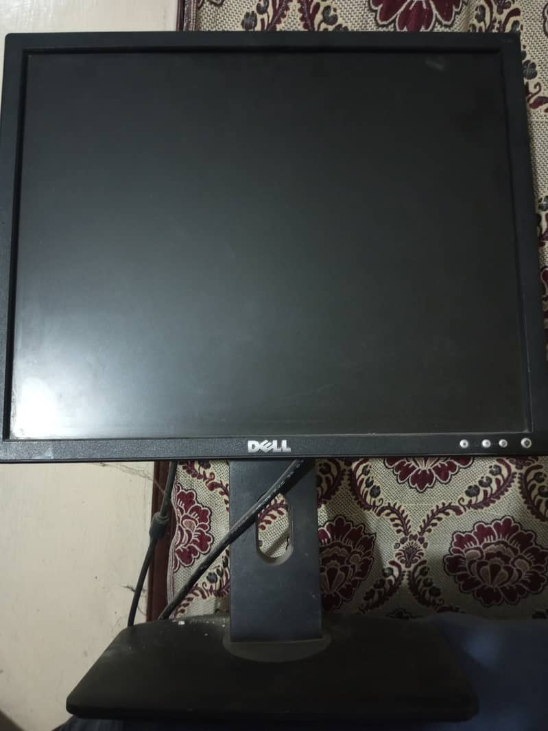 Dell LED 19 inch 3