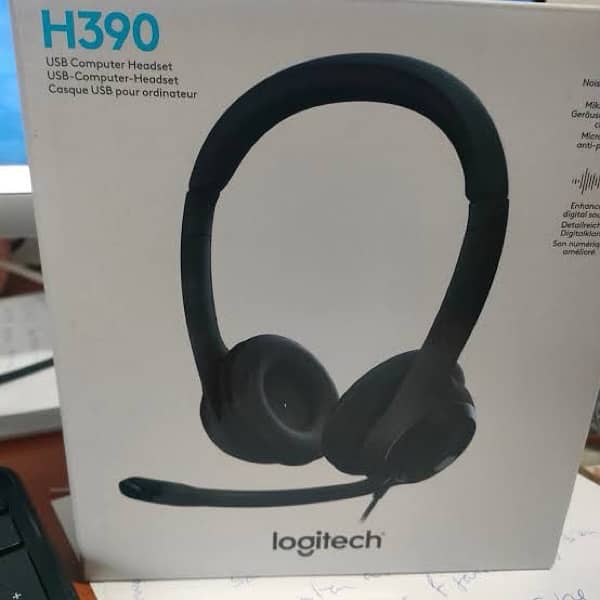 Logitech H390 USB headset box peck 0