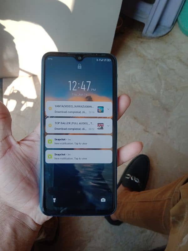 Infinix note 12  8 128 with box exchange possible with iphone 7