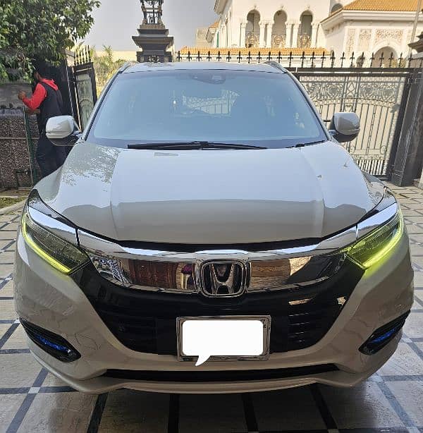 Honda Vezel 2016 3