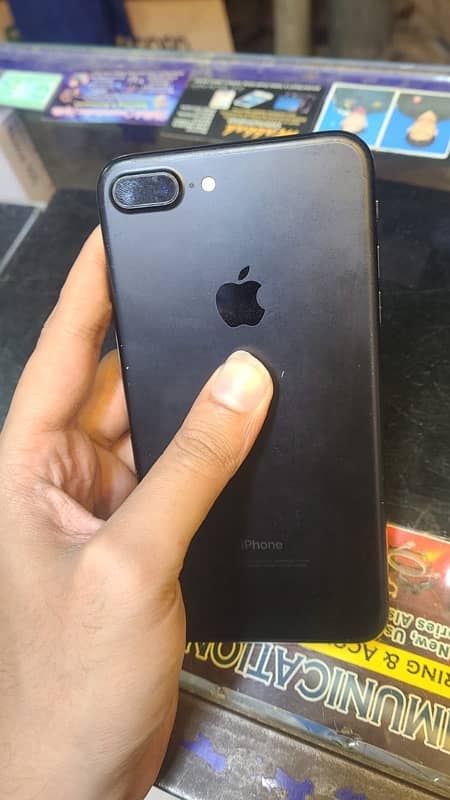 iPhone 7 plus black color 1