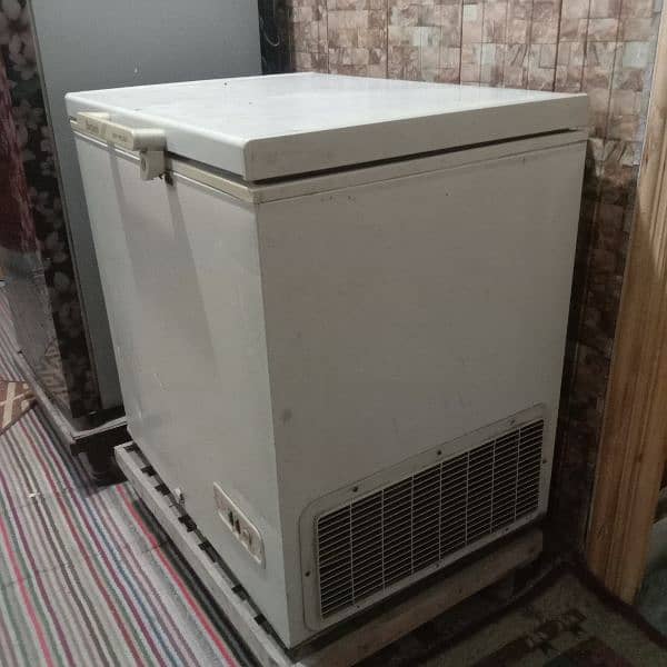 Dawlance Deep Freezer 1