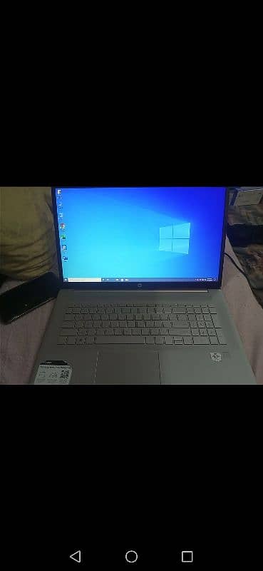 Hp golden laptop 0