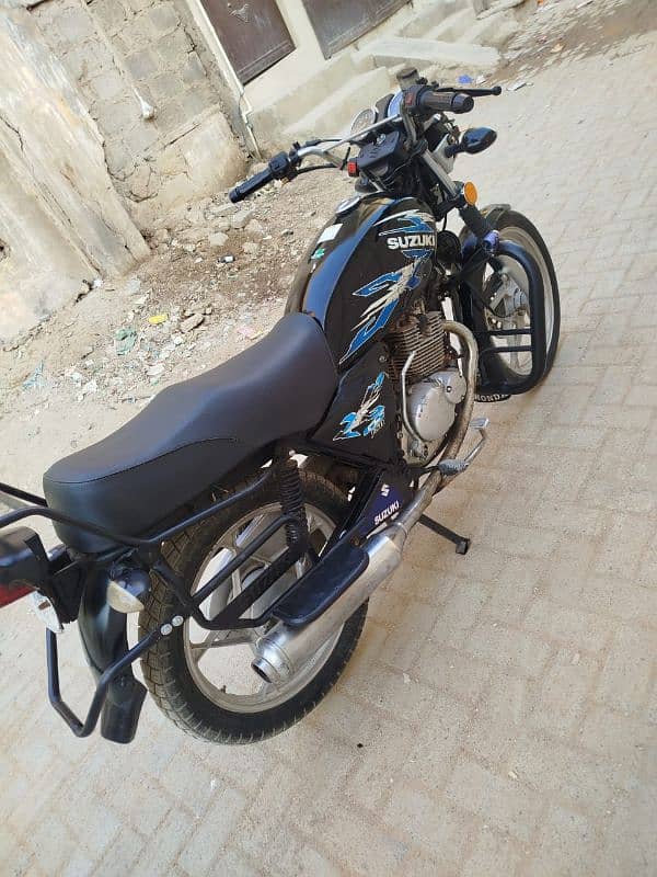 suzuki GS model 2019 7