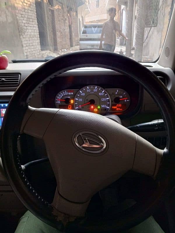 Daihatsu Move 2014 14