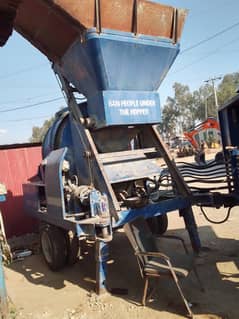 Used concrete pump for sale pump +plant in one vehicle