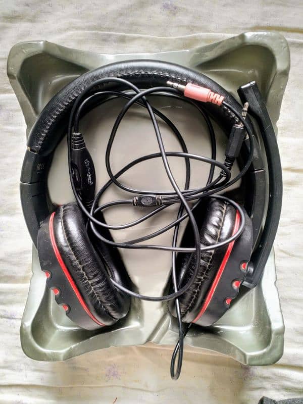 AUDIONIC WIRED MIC/HEADPHONES 0