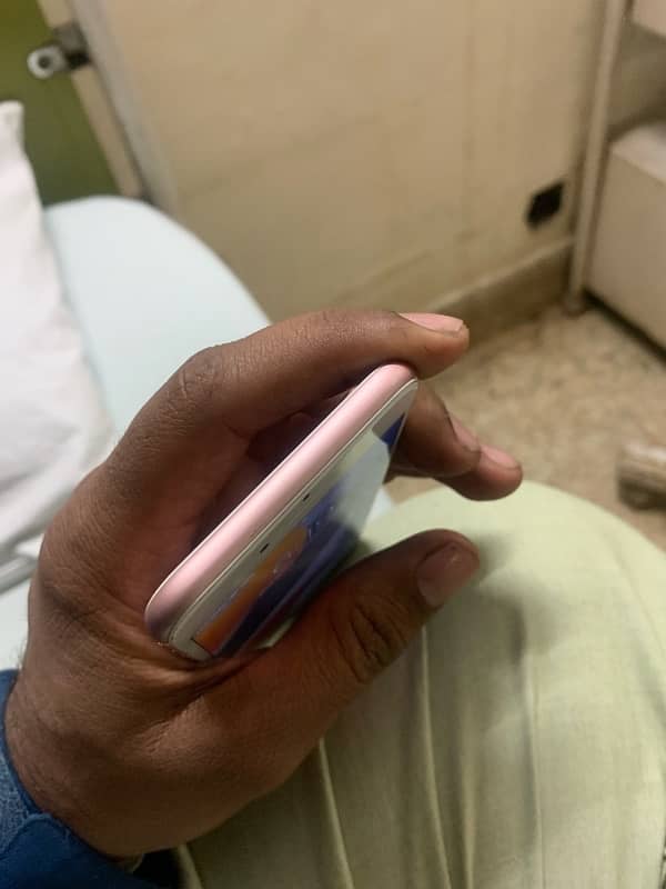 iphone 6s rose gold 64Gb PTA approved 4