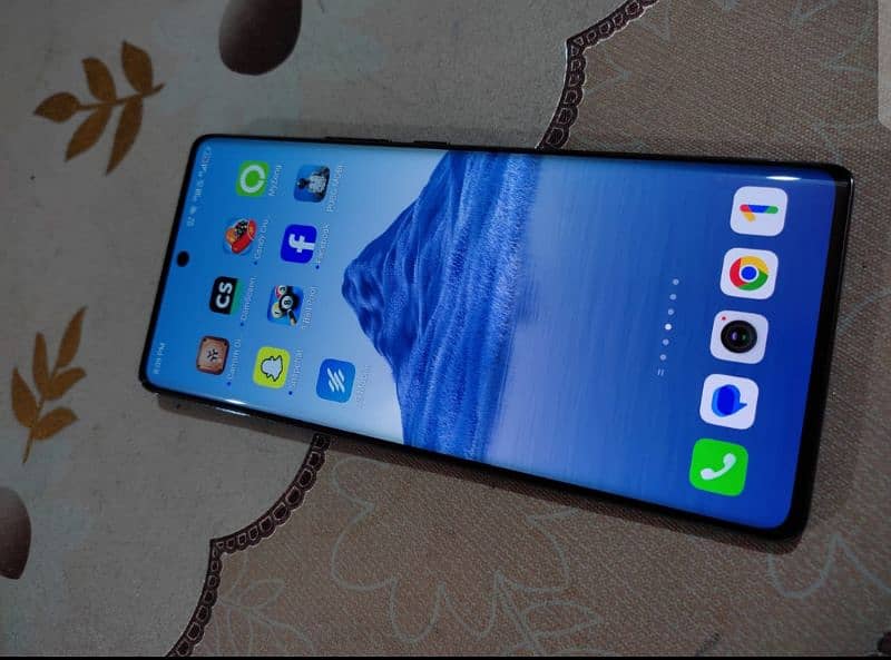 Tecno spark 20 pro plus  8+8/256 1