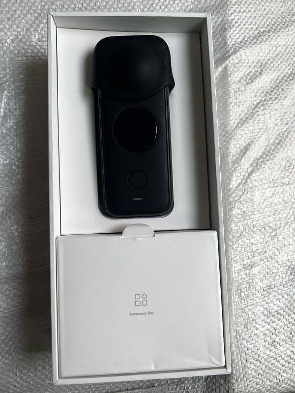 Action camera insta 360×2 4