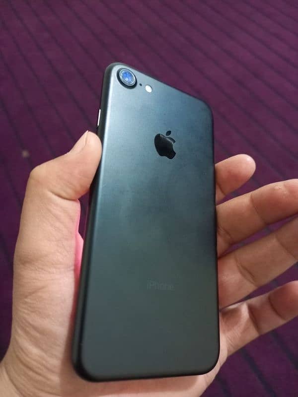 iphone7 (32GB) Non pta bypass Better health 82% 0