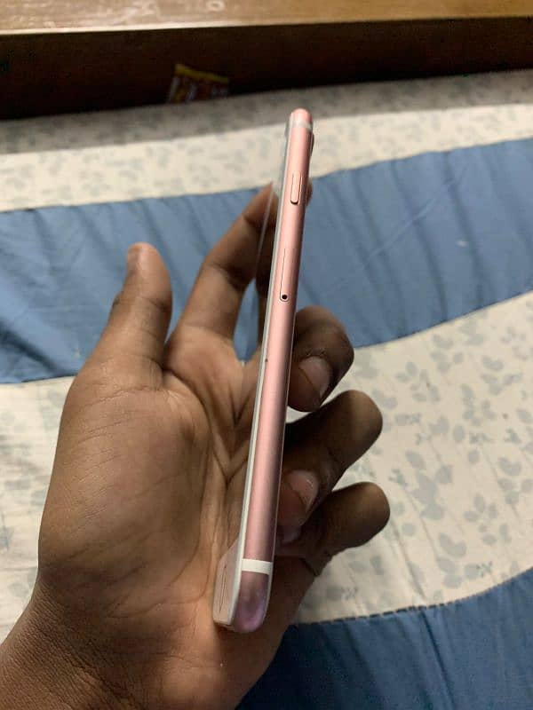 I phone 7 bypass 128gb rose gold 4