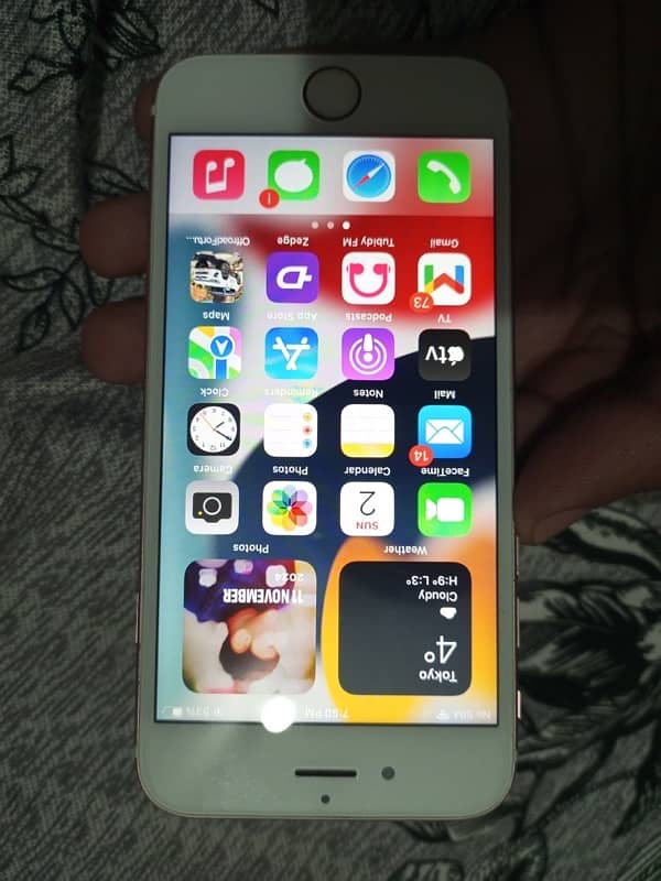 IPhone 6s urgent sale. 0