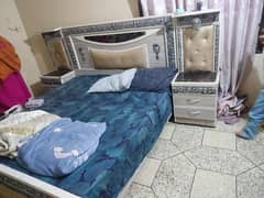 Bedroom Set for sale only 1 year used