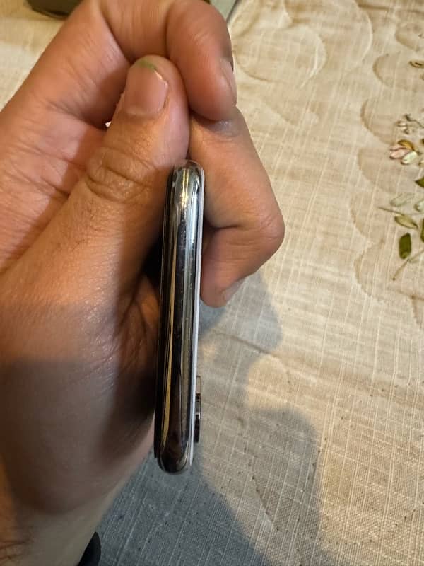 Iphone X 64 GB PTA Approved 2