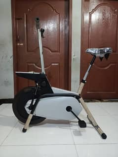 Exercise cycle