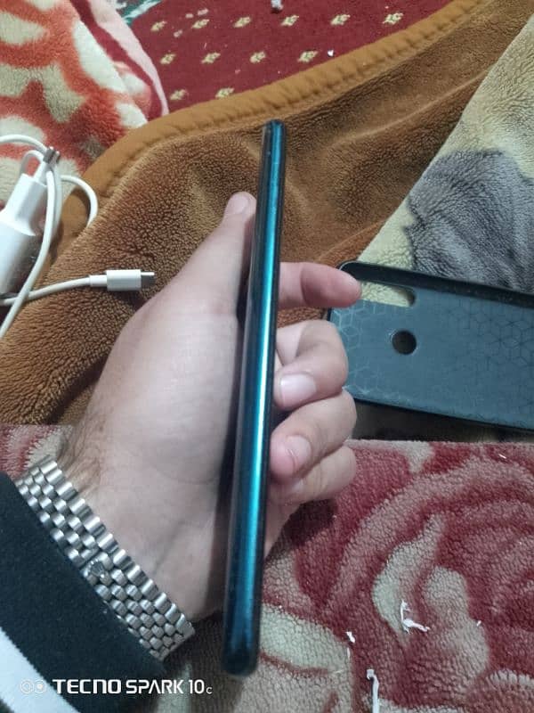 Huawei y9prime 4