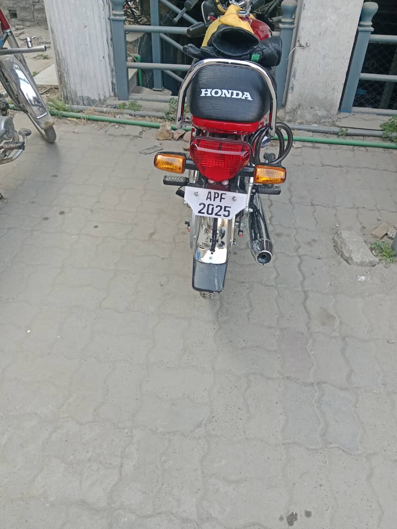 urgent sell Honda 70 need money 1