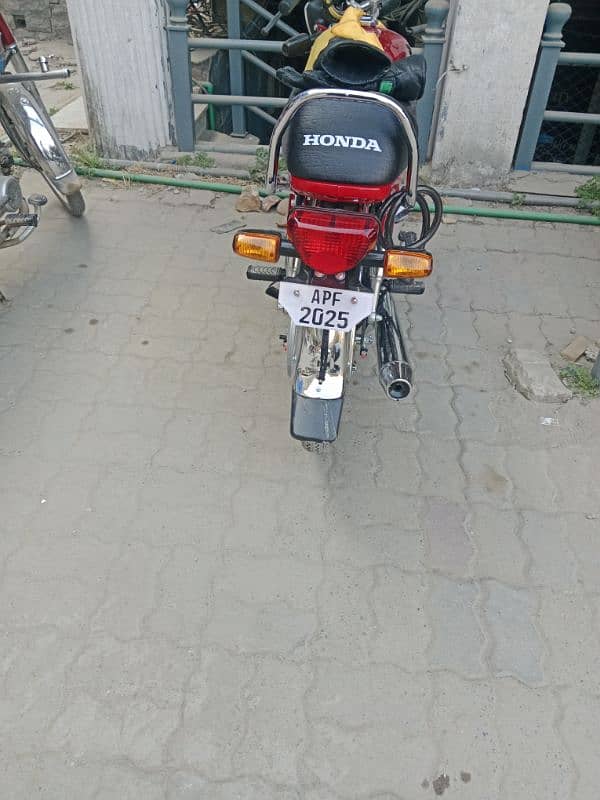 urgent sell Honda 70 need money 3