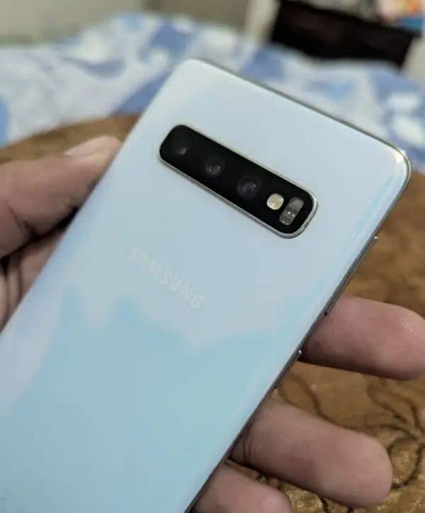 Samsung S10 Fresh Condition 1