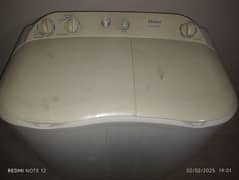 HAIER SEMI AUTOMATIC WASHING MACHINE HWM80-113S