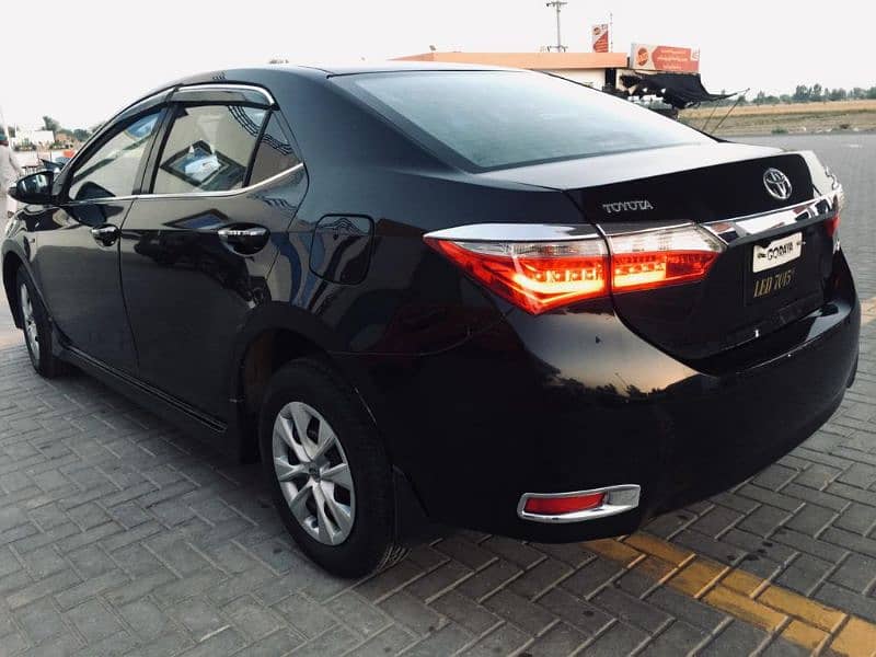 Toyota Corolla GLI 2015 1