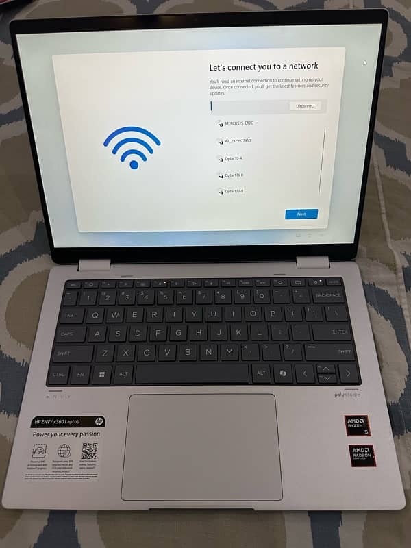 hp envy 2 in 1 touchscreen 14” 1