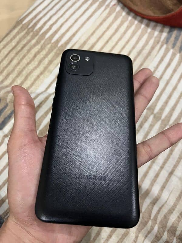 Samsung galaxy A03 condition 10/9 withbox charger and wire 0