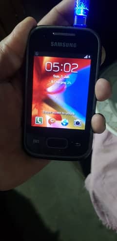 Samsung mobile for sale (mini mobile)