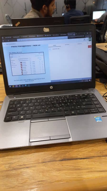 Hp Elitebook, 0