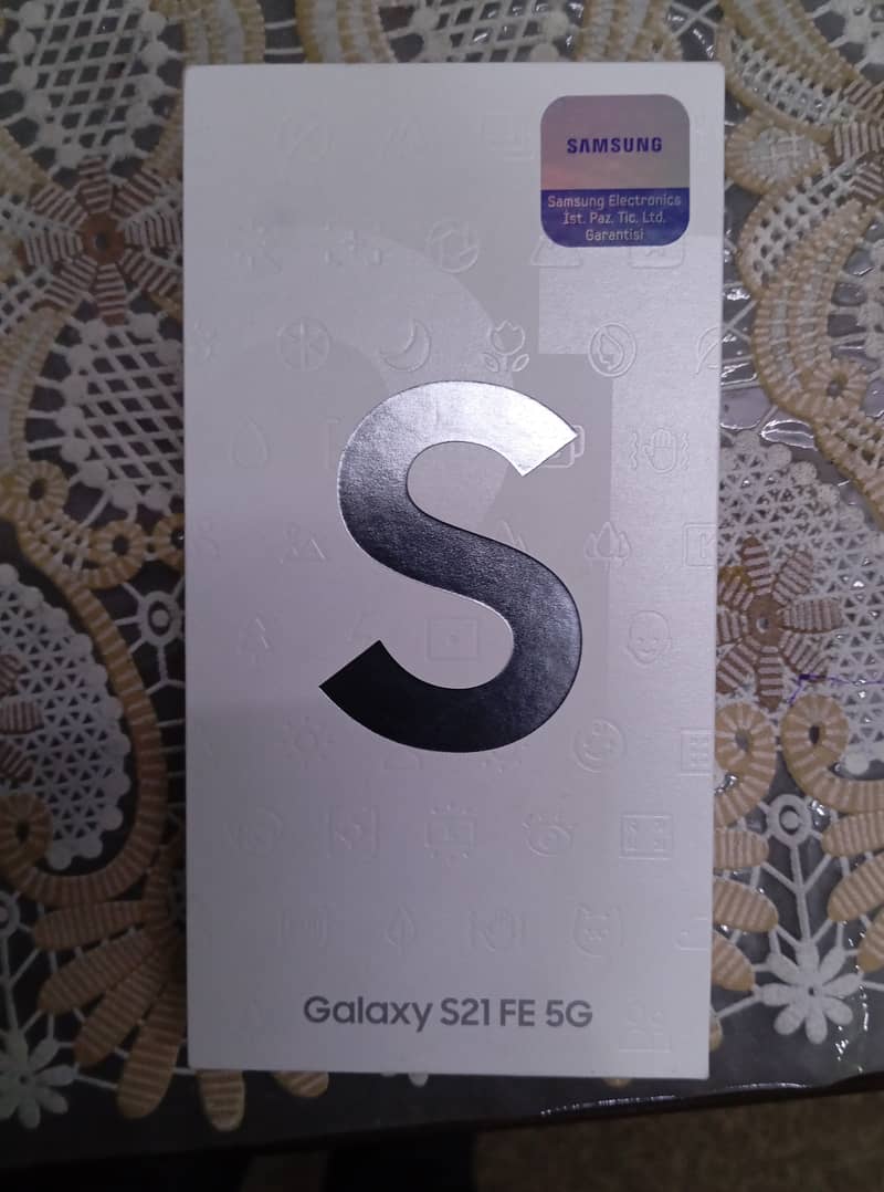 Samsung S21 FE 5G (PTA approved, Box pack) 0