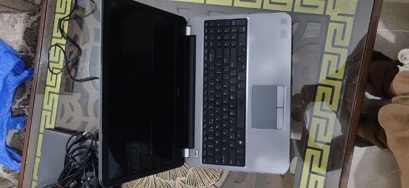 Dell Inspiron 3588 9