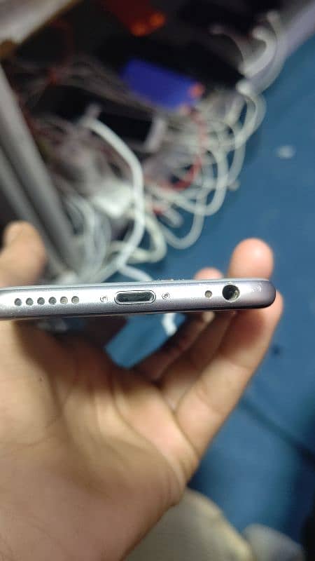 iPhone 6 s non pta 2