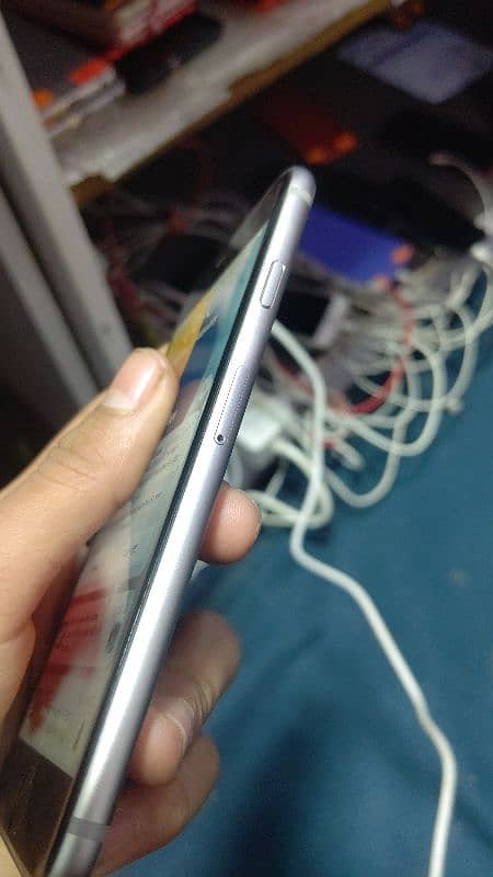 iPhone 6 s non pta 5