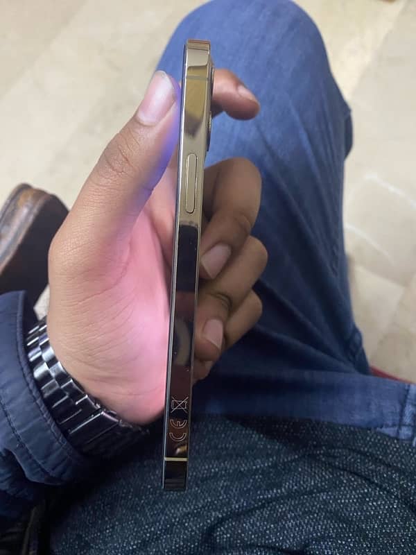 iPhone 12 Pro  256gb PTA approve 5