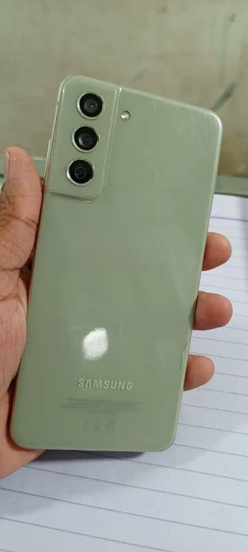 Samsung S21FE 8/256 Non pta for sale and exchange with Pta phone 4