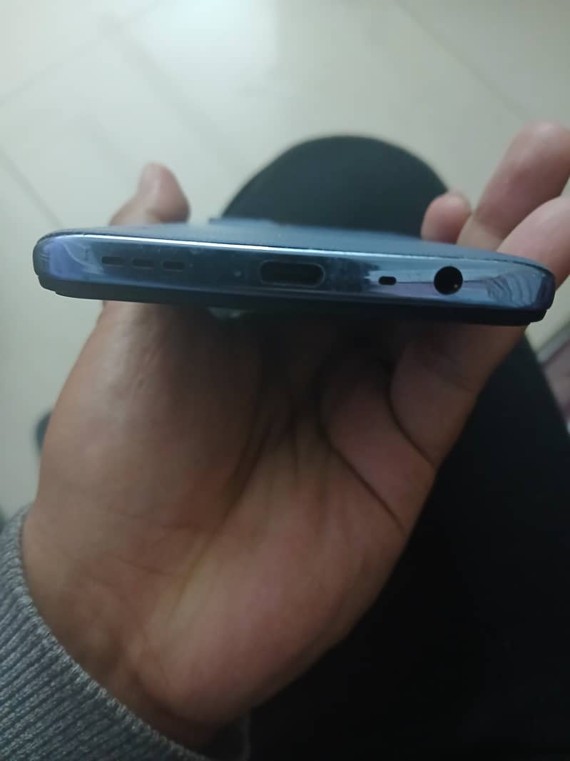 Infinix Model X6810 4