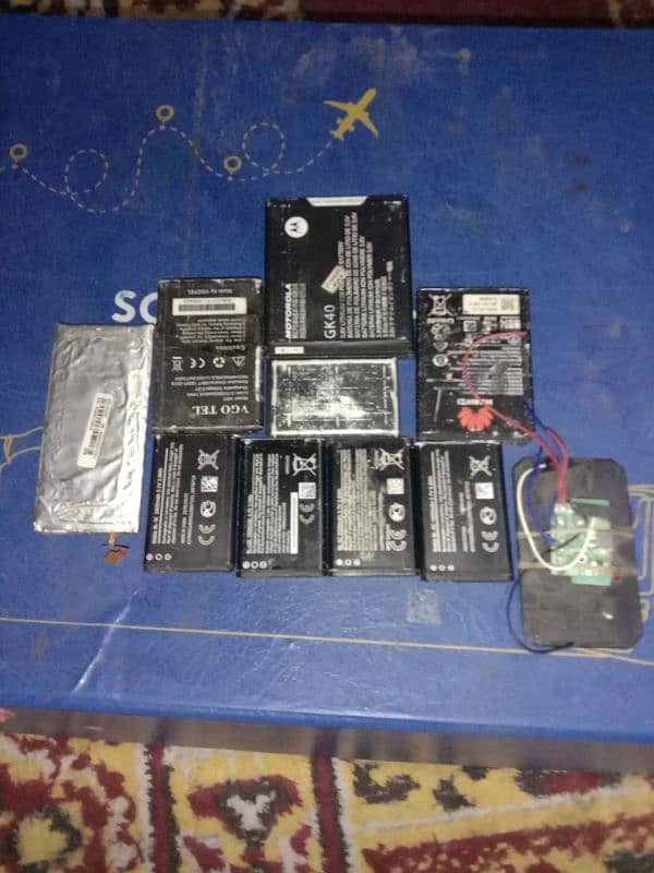 MOBILE BATTERIES FOR SELL 2