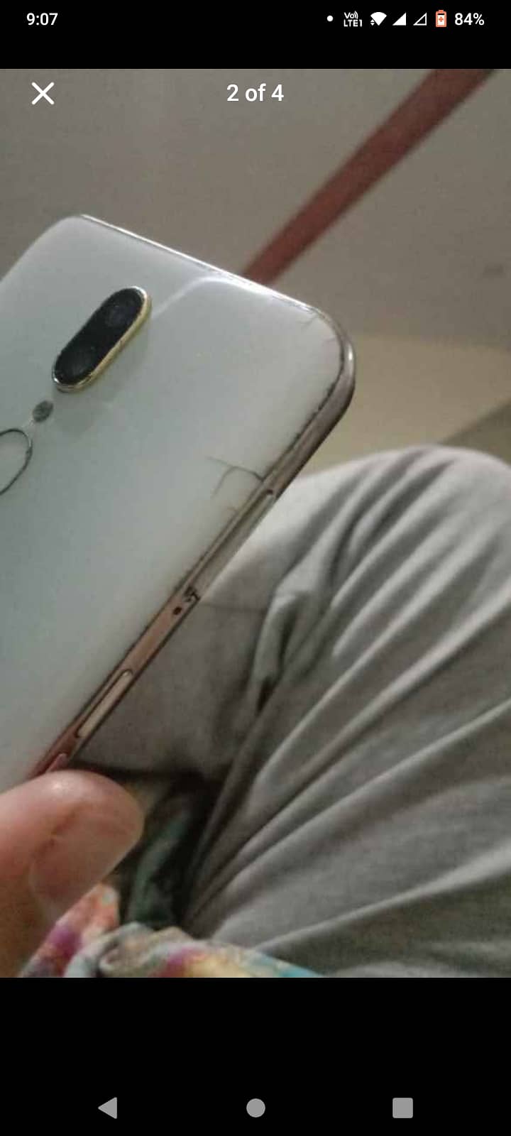 Oppo f11 - 128gb - NEEDS REPAIR 1