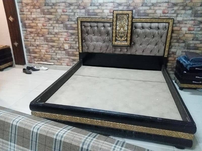 GMC furniture walon se liya hai 0