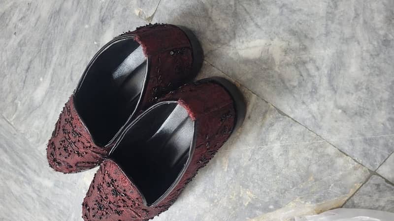 Shar wane shoes qola 4