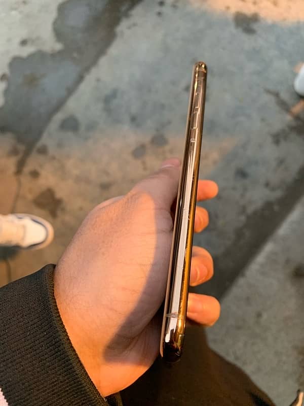 iPhone 11 Pro Max /64gb/baterry health 89%/jv 2