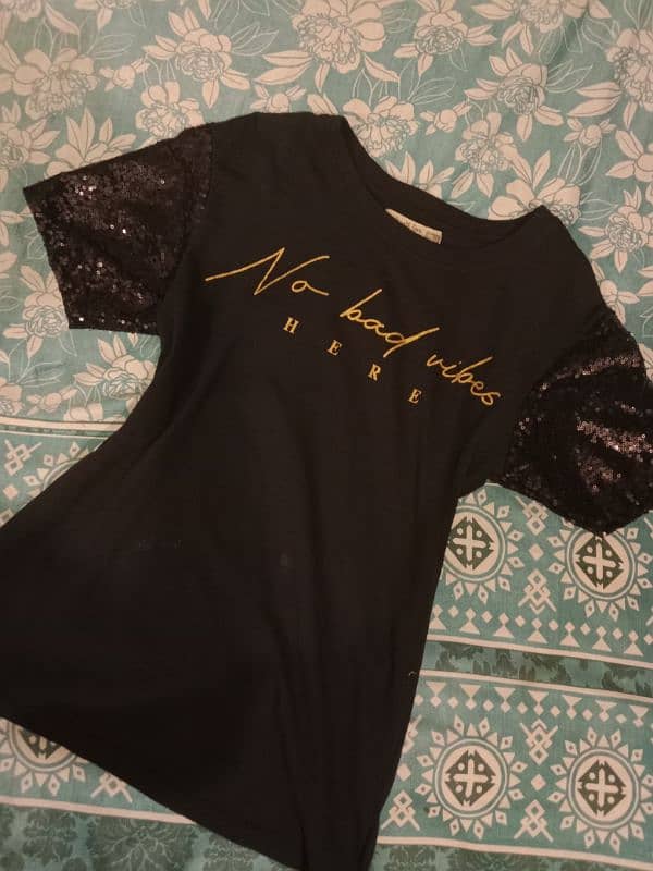 black sparkly shirt! 1