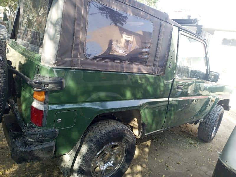 Daihatsu Rocky rouger long 1991 2