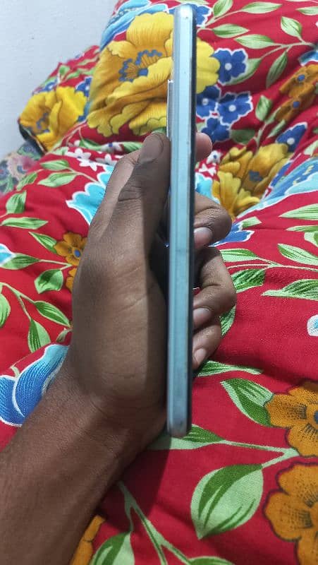 vivo y 21.10/9 condision koi masla nhi ha 1