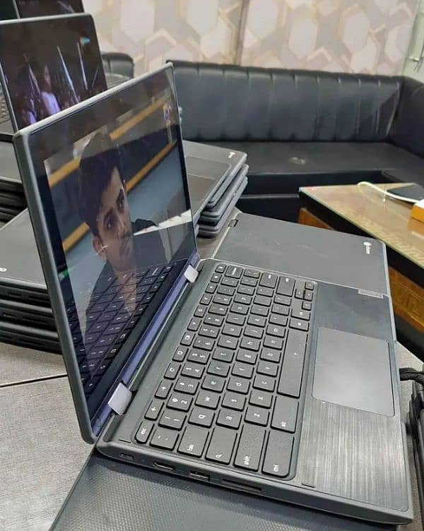 Lenovo 300E Chromebook Touch Screen 2