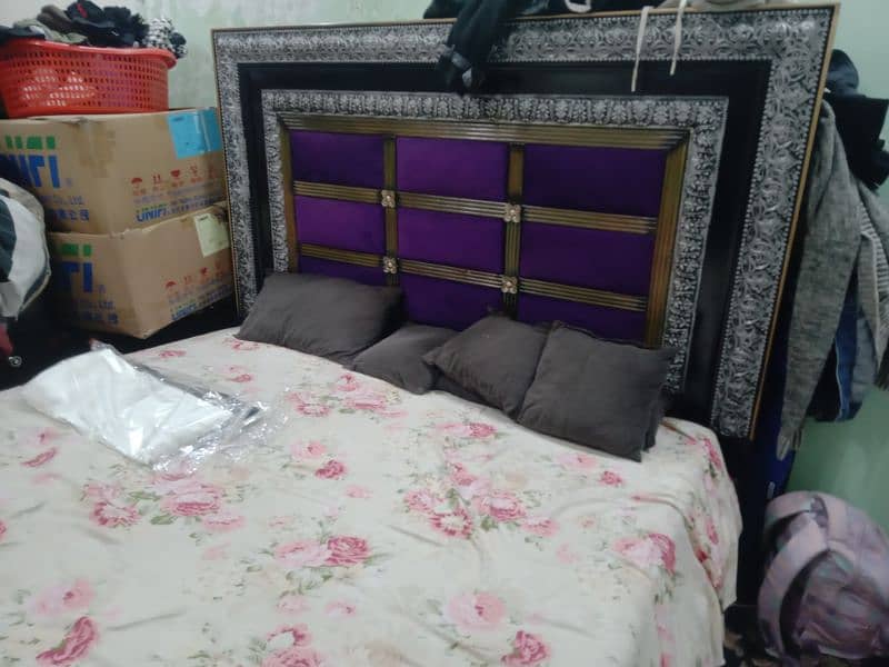 Bed set poshish and deco paint 0